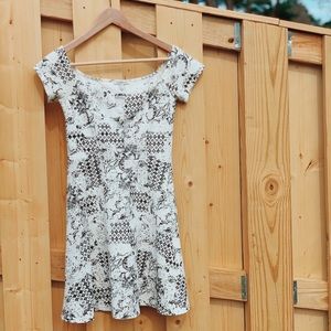 Charlotte Russe Black and White Midi Dress